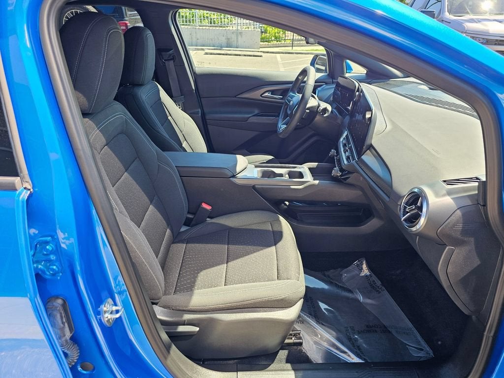 2025 Chevrolet Equinox EV Base