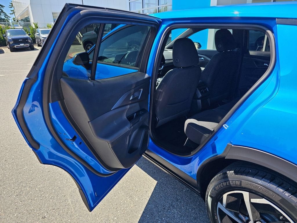 2025 Chevrolet Equinox EV Base