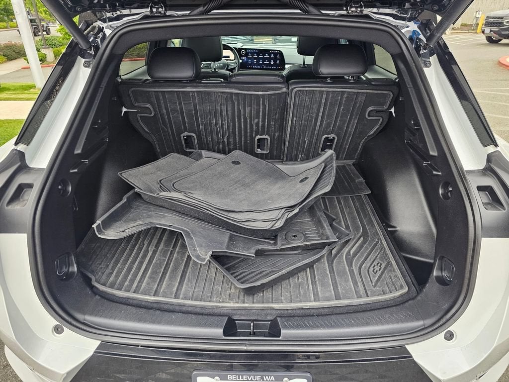 2025 Chevrolet Equinox EV Base
