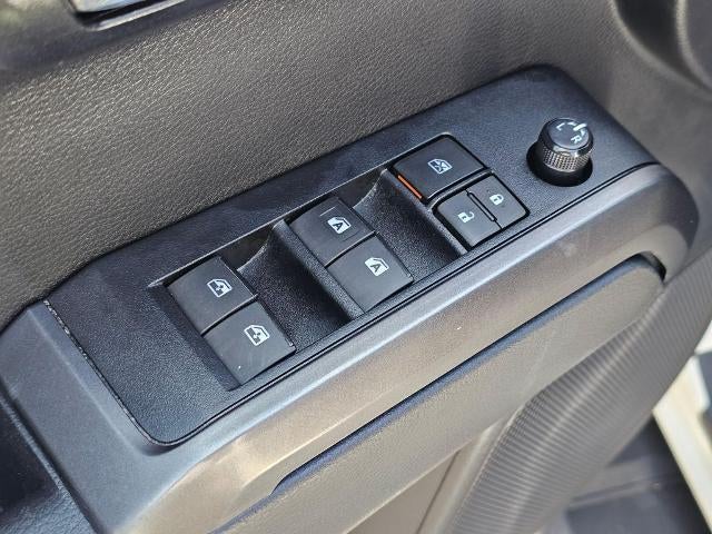 2021 Toyota Tacoma 4WD SR5