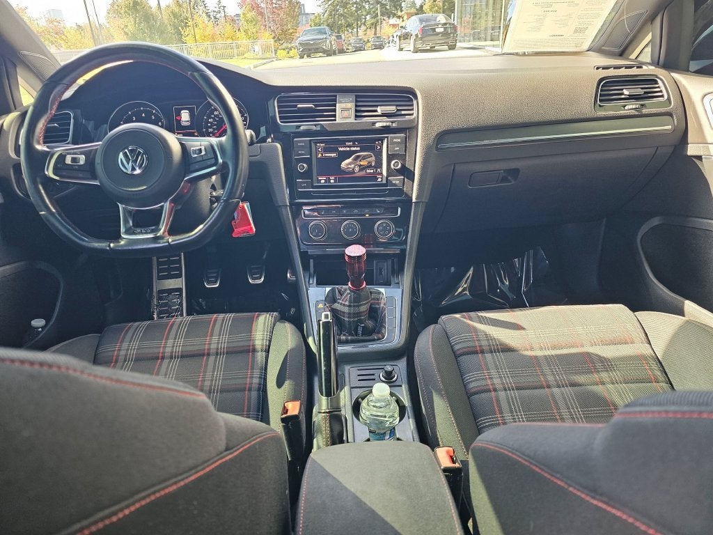 2018 Volkswagen Golf GTI Base