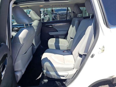 2020 Toyota Highlander Platinum