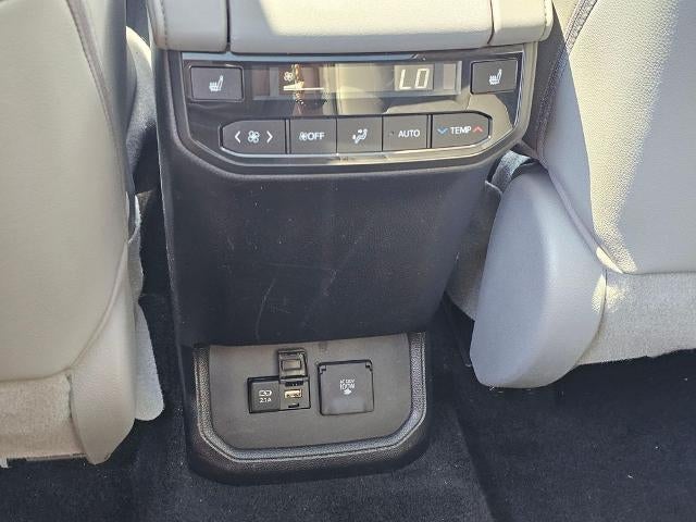 2020 Toyota Highlander Platinum