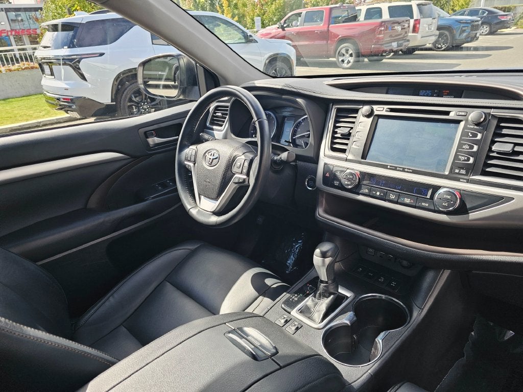 2019 Toyota Highlander Base
