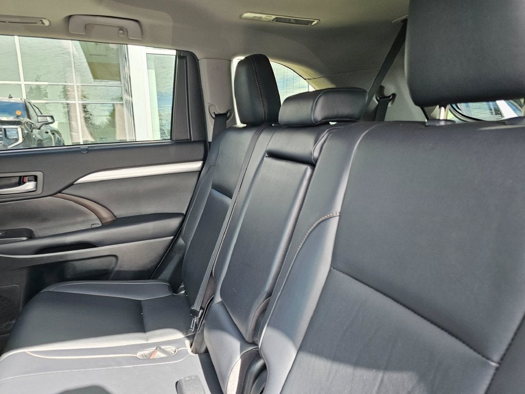 2019 Toyota Highlander Base