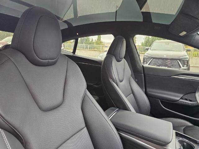 2022 Tesla Model S Plaid
