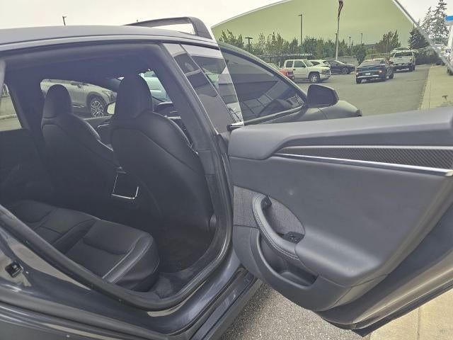 2022 Tesla Model S Plaid