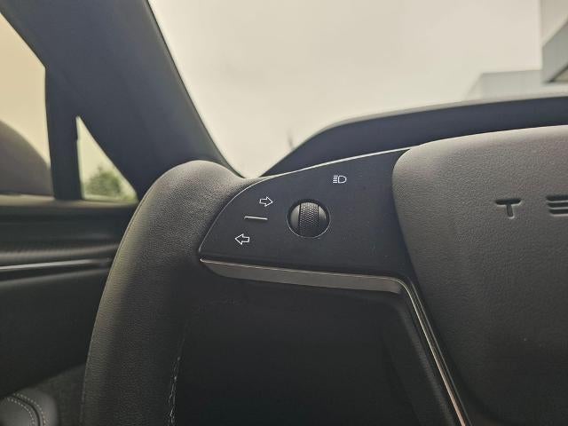 2022 Tesla Model S Plaid