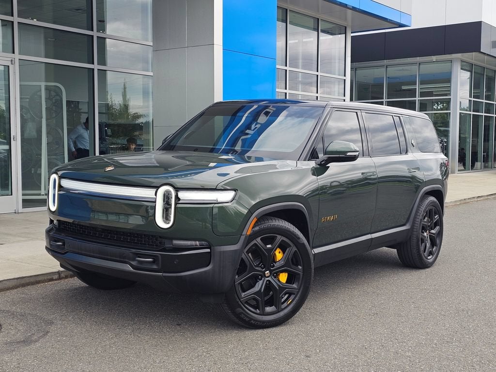 2025 RIVIAN R1S Base