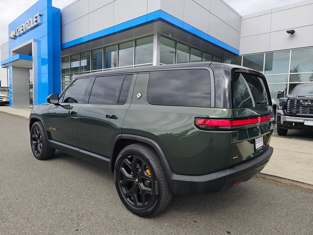 2025 RIVIAN R1S Base