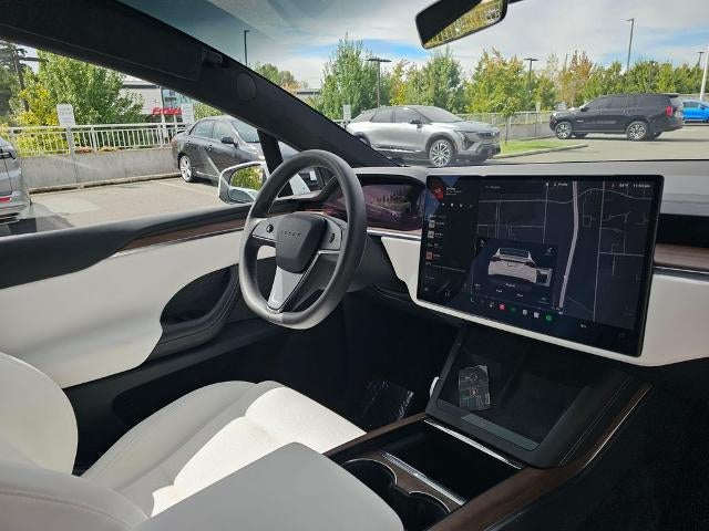2024 Tesla Model X Base