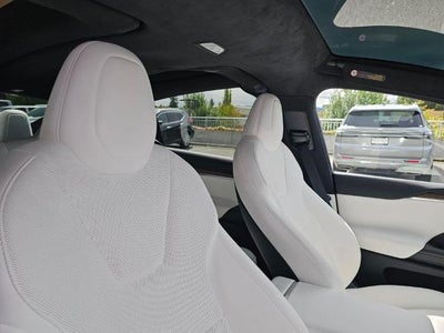 2024 Tesla Model X Base