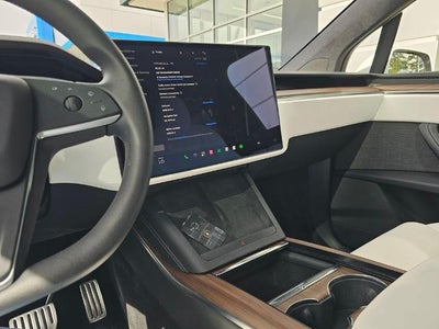 2024 Tesla Model X Base
