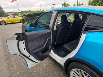 2022 Tesla Model Y Base