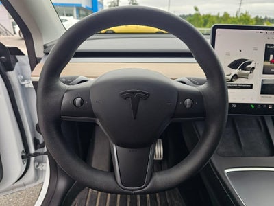 2022 Tesla Model Y Base
