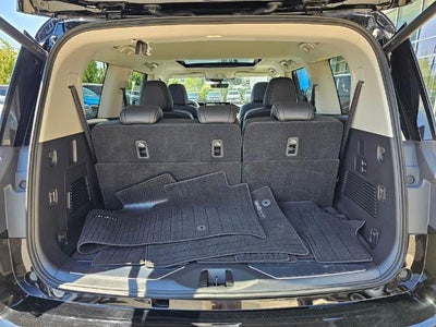 2025 INFINITI QX80 PURE
