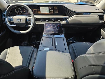 2025 INFINITI QX80 PURE