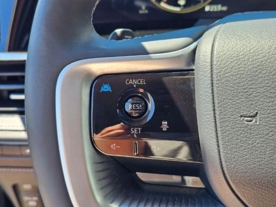 2025 INFINITI QX80 PURE