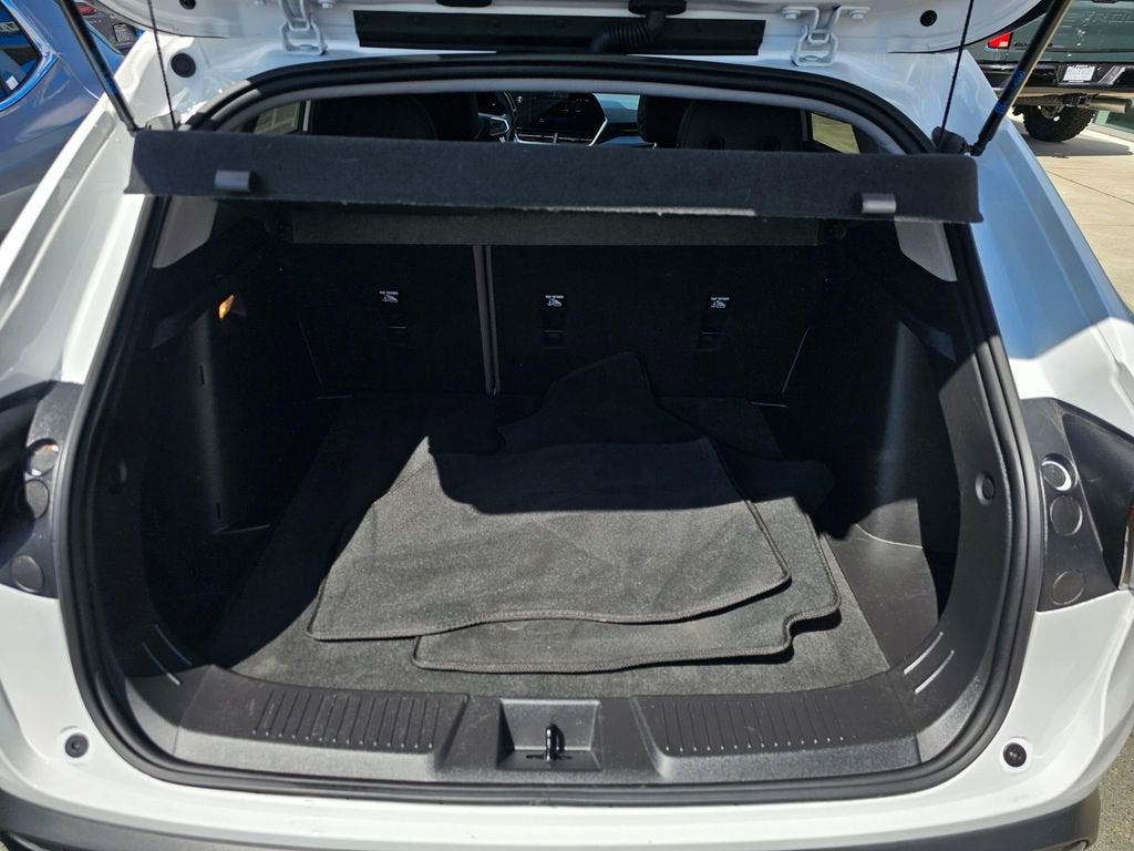2025 Chevrolet Trax Base