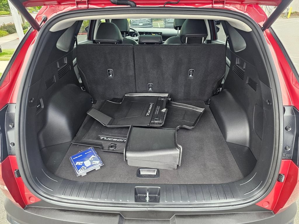 2025 Hyundai Tucson Hybrid Base