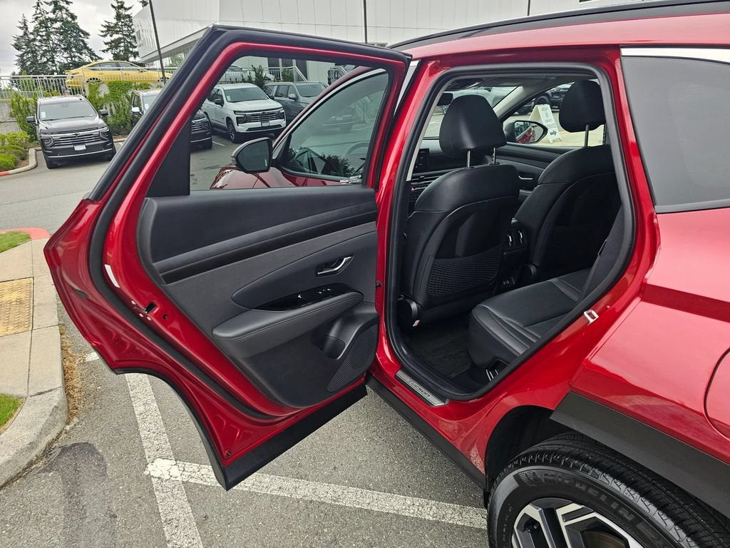 2025 Hyundai Tucson Hybrid Base