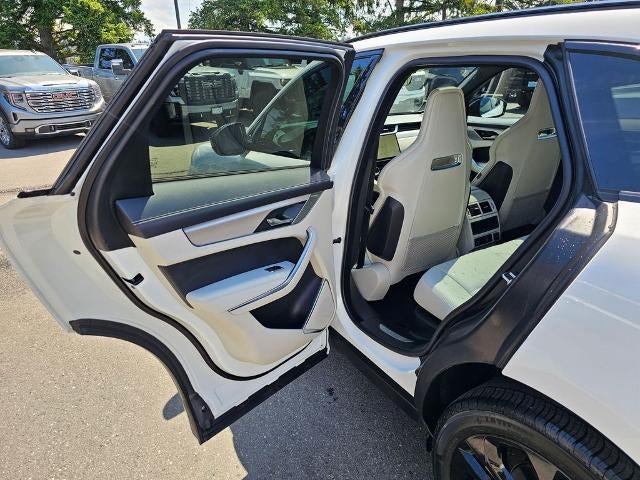 2024 Jaguar F-PACE R-Dynamic S