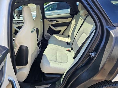2024 Jaguar F-PACE R-Dynamic S