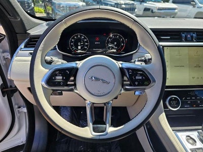 2024 Jaguar F-PACE R-Dynamic S