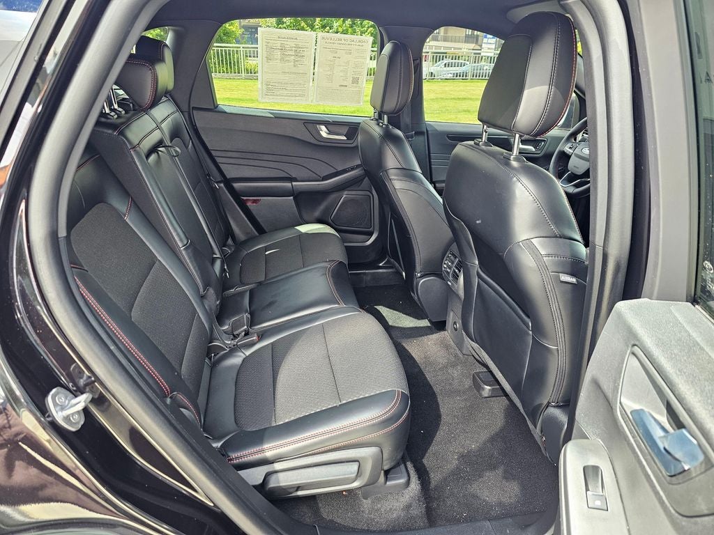 2025 Ford Escape Hybrid ST-Line Select