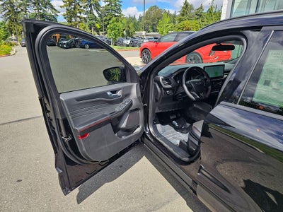 2025 Ford Escape Hybrid ST-Line Select