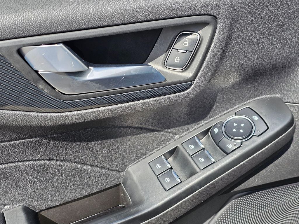 2025 Ford Escape Hybrid ST-Line Select