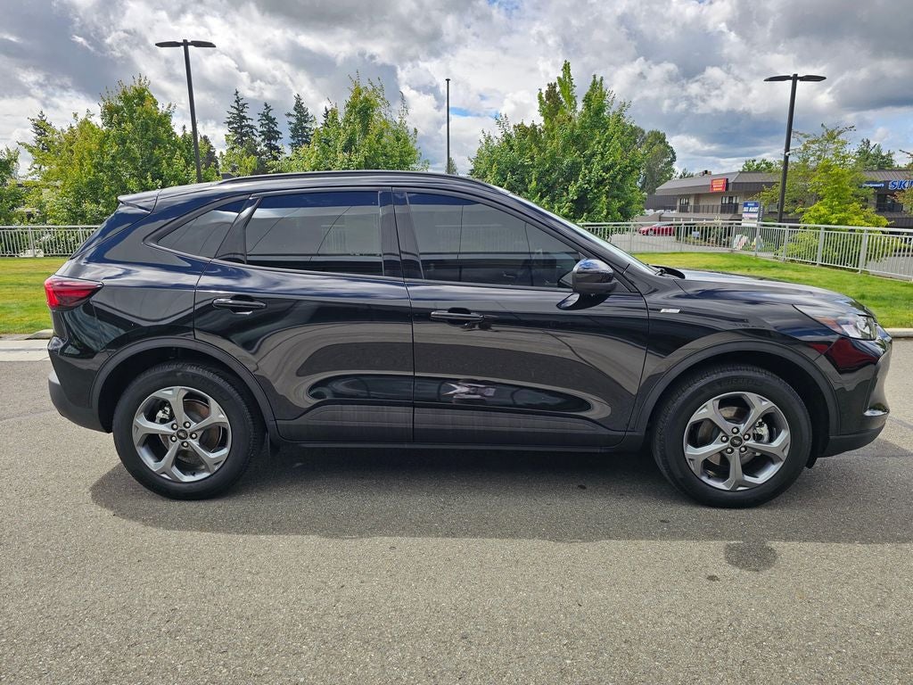 2025 Ford Escape Hybrid ST-Line Select