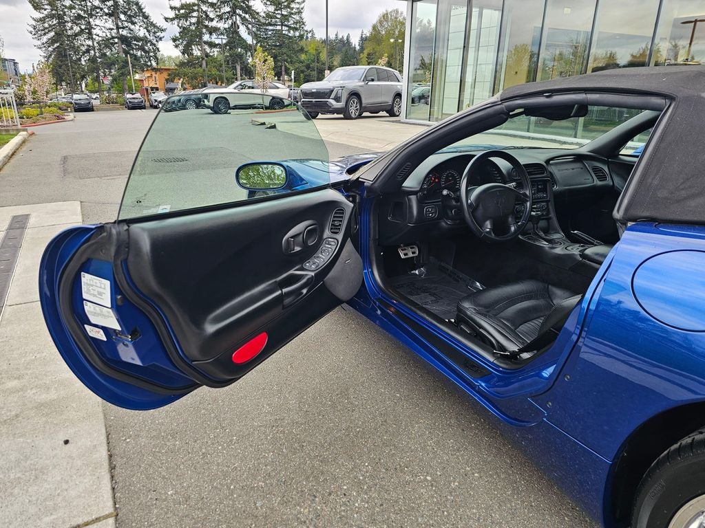 2002 Chevrolet Corvette Base