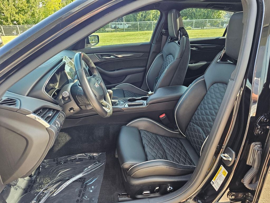 2024 Cadillac CT5 V-Series Manual Transmission