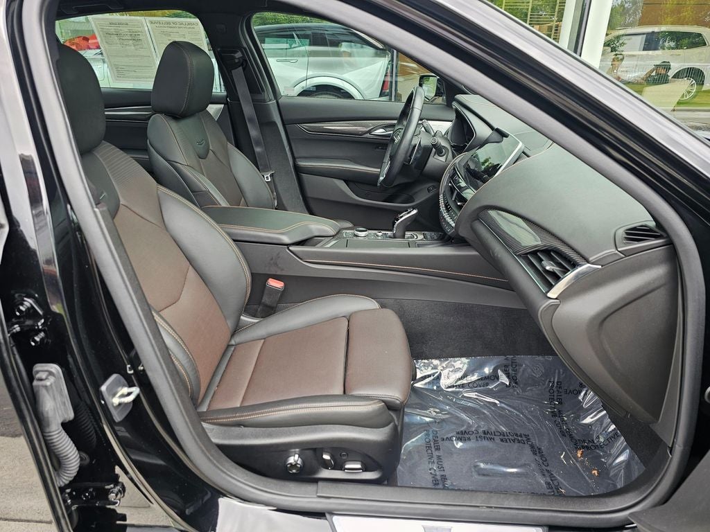 2023 Cadillac CT5 Sport