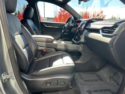 2024 GMC Acadia Elevation