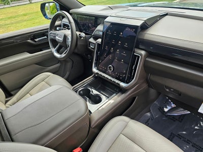 2025 GMC Yukon Elevation