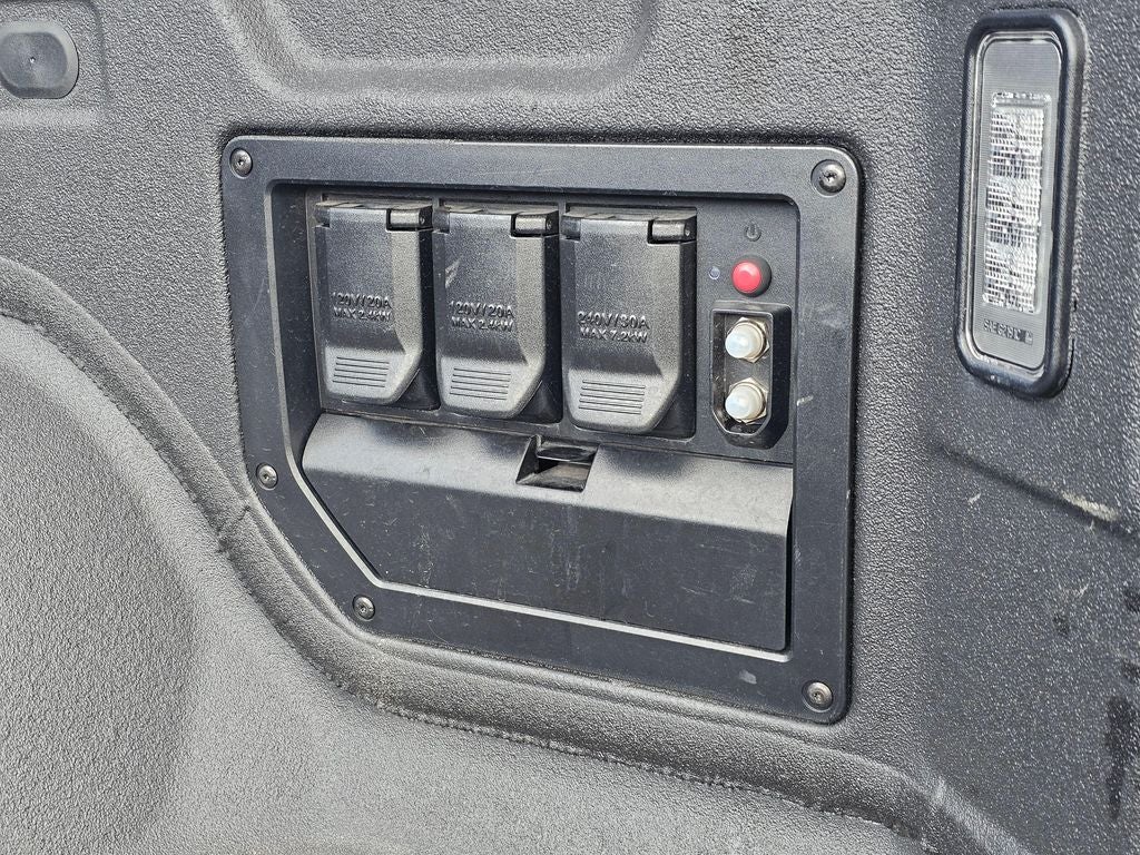 2025 GMC Sierra EV Denali