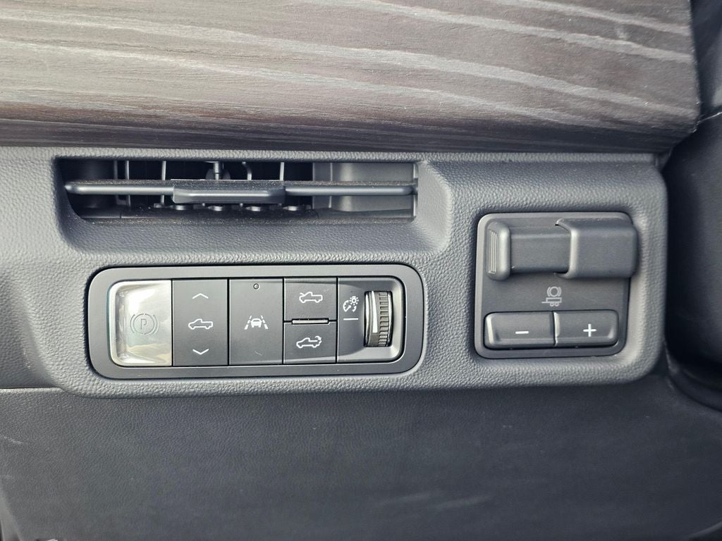 2025 GMC Sierra EV Denali
