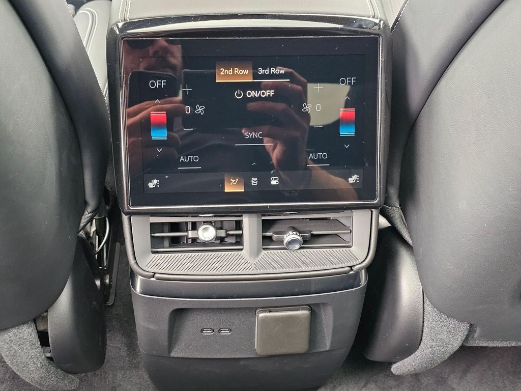 2027 Cadillac VISTIQ Luxury