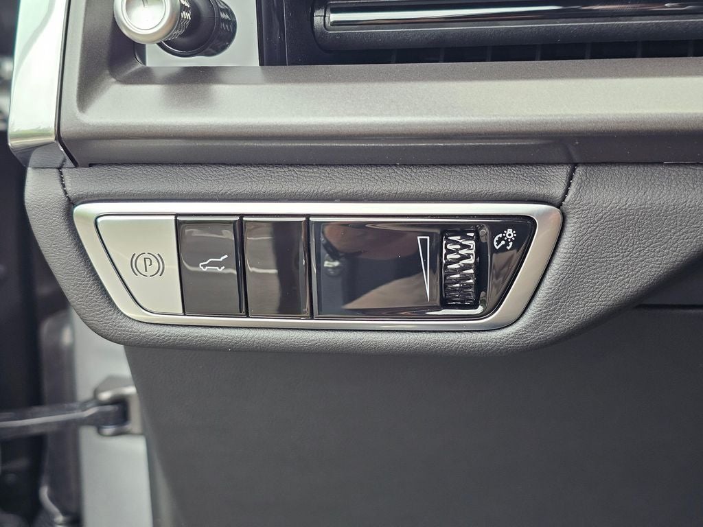 2027 Cadillac VISTIQ Luxury