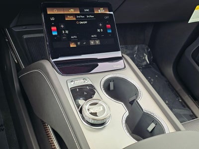 2027 Cadillac VISTIQ Luxury