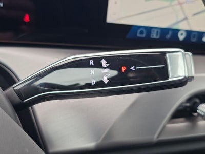 2027 Cadillac VISTIQ Luxury
