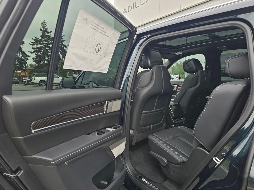 2027 Cadillac VISTIQ Luxury
