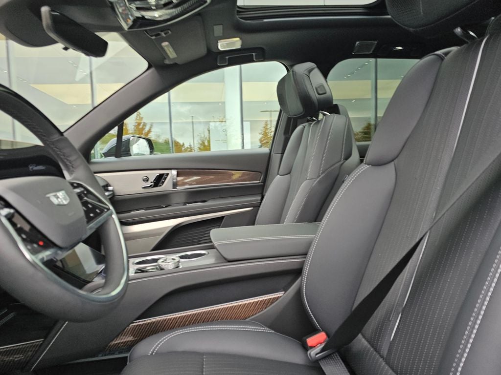 2027 Cadillac VISTIQ Luxury