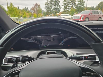 2027 Cadillac VISTIQ Luxury