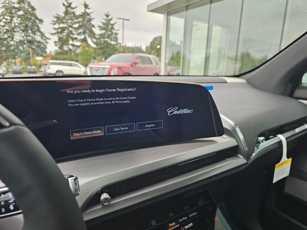 2027 Cadillac VISTIQ Luxury