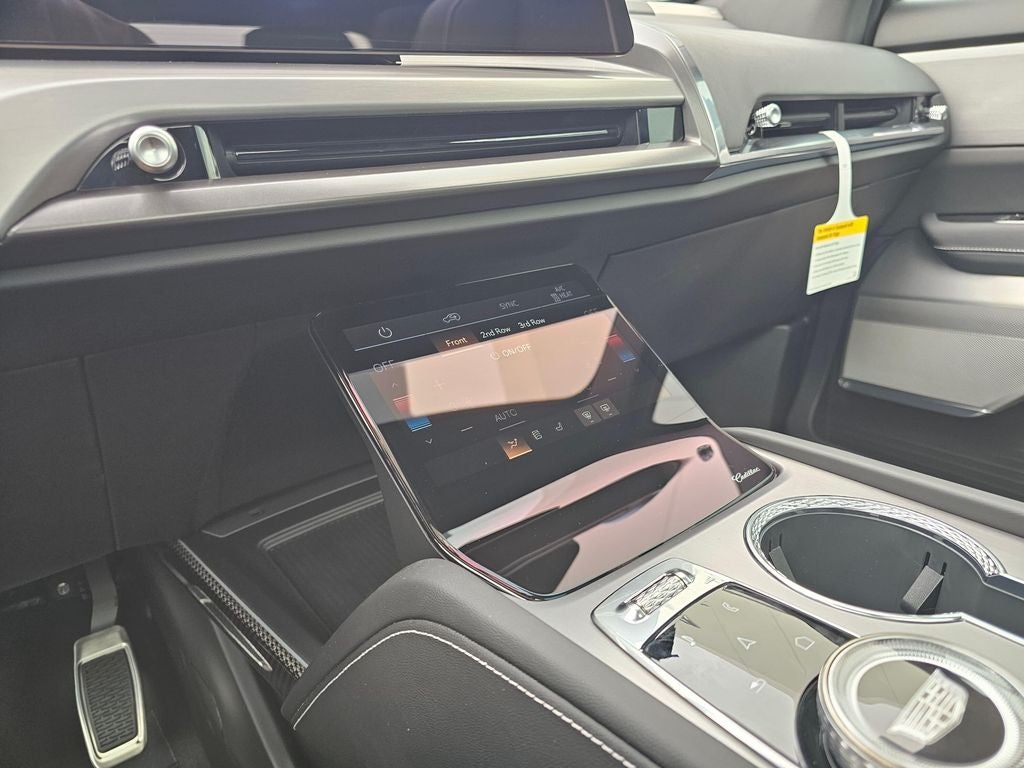 2027 Cadillac VISTIQ Luxury
