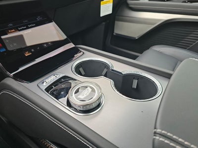2027 Cadillac VISTIQ Luxury