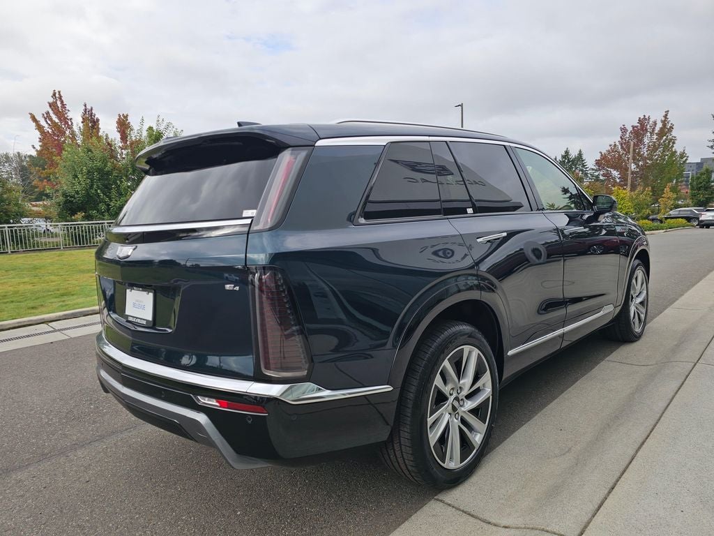 2027 Cadillac VISTIQ Luxury